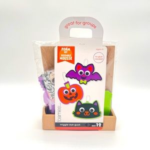 NWT 🥀 Halloween Easy & Fun Craft Kit For Kids!